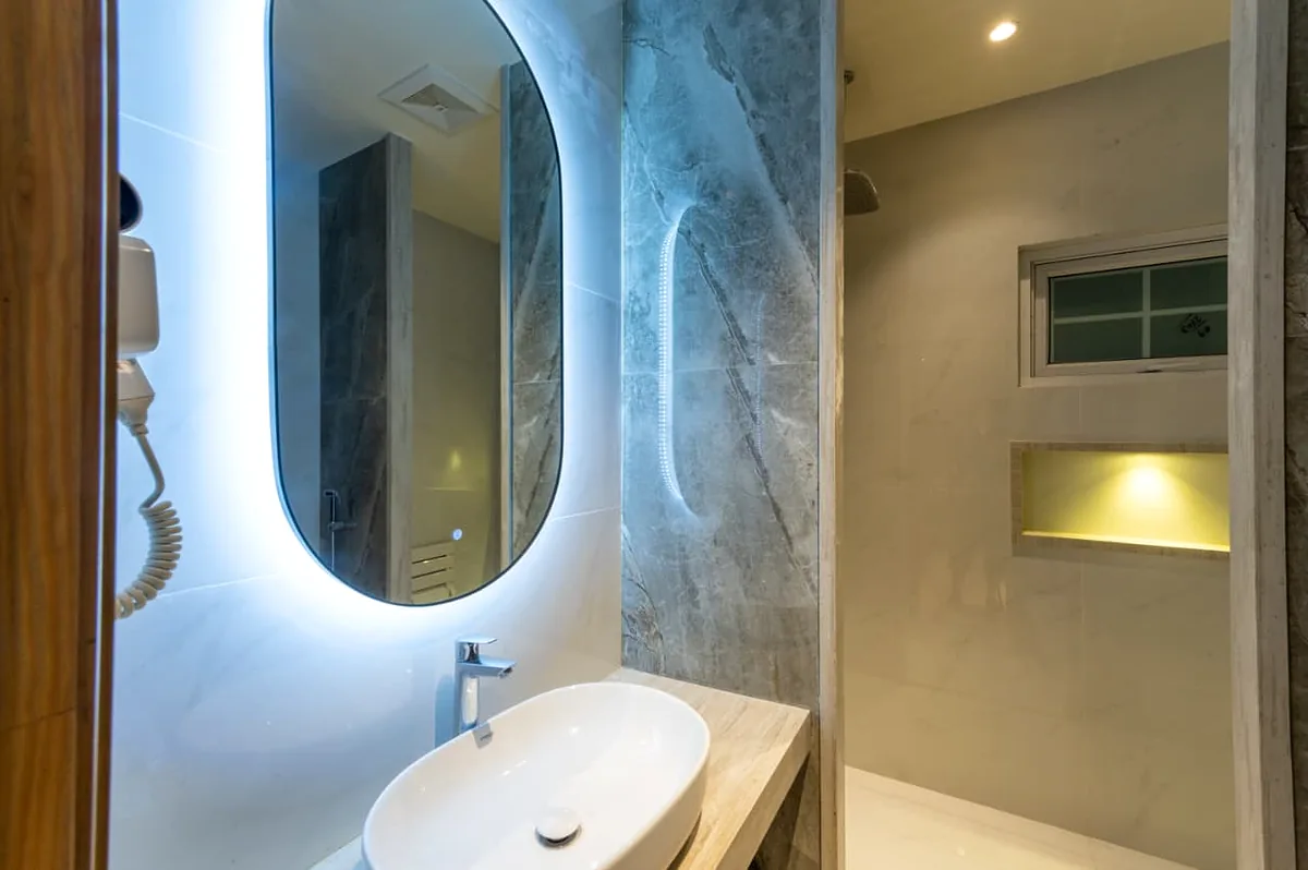 Bathrooms by GreenStone Design & Construction, photo 1 of 6