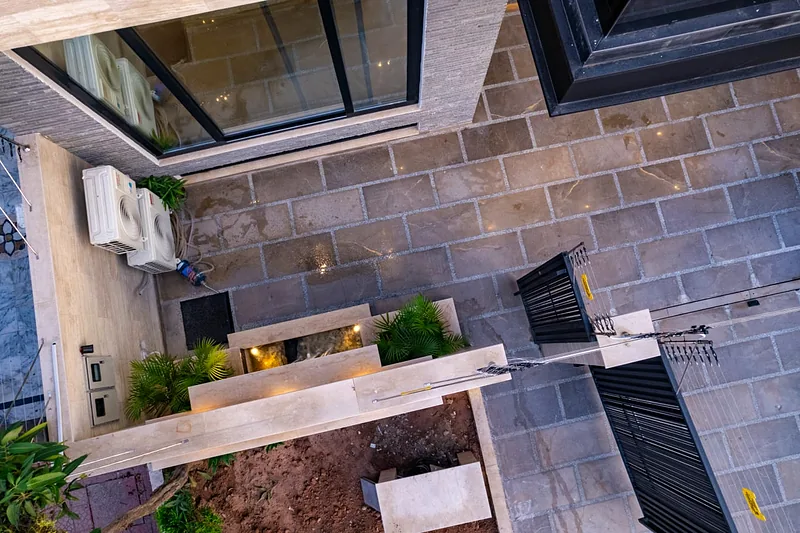 Entrances & Facades by GreenStone Design & Construction, photo 8 of 8